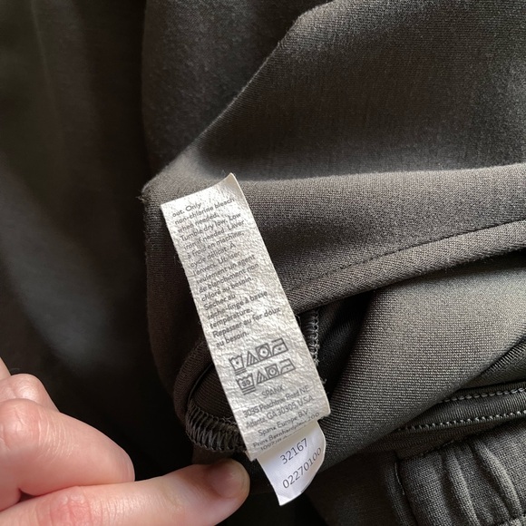 Spanx AirEssentials Jumpsuit in dark palm - Picture 8 of 9